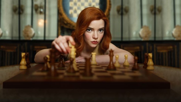 2) گامبی وزیر (The Queen's Gambit)