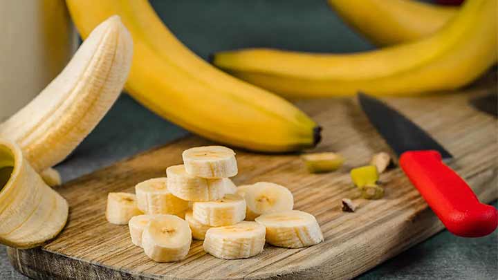 ترکیب انواع خوراکیهای خوشمزه با موز ترکیب انواع خوراکیهای خوشمزه با موز