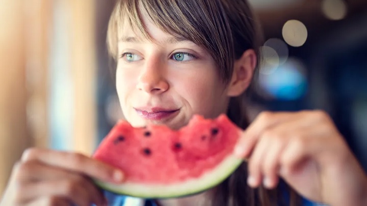 ممنوعیت مصرف هندوانه برای افراد مبتلا به مشکلات روده‌ای