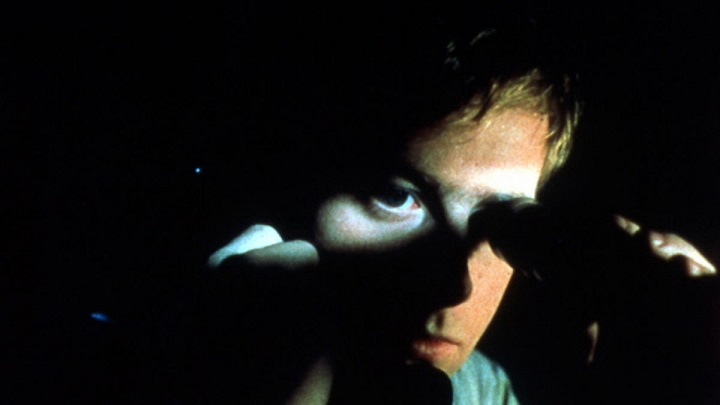 فیلم عاشقانه: فیلم کوتاهی درباره عشق (A Short Film About Love) فیلم عاشقانه: فیلم کوتاهی درباره عشق (A Short Film About Love)