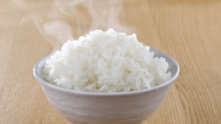 طرز تهیه برنج نیم دانه دمی طرز تهیه برنج نیم دانه دمی