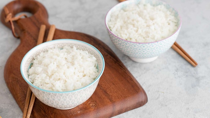 طرز تهیه برنج نیم دانه آبکش طرز تهیه برنج نیم دانه آبکش