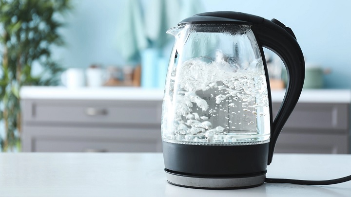 مضرات جوشاندن مجدد آب مضرات جوشاندن مجدد آب