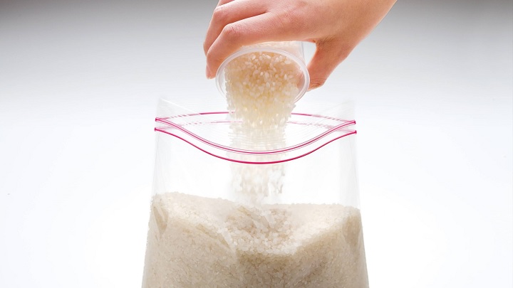 نگهداری برنج هاشمی در فریزر و یخچال نگهداری برنج هاشمی در فریزر و یخچال