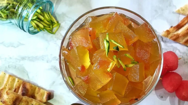 طرز تهیه مربای پوست هندوانه با آهک طرز تهیه مربای پوست هندوانه با آهک