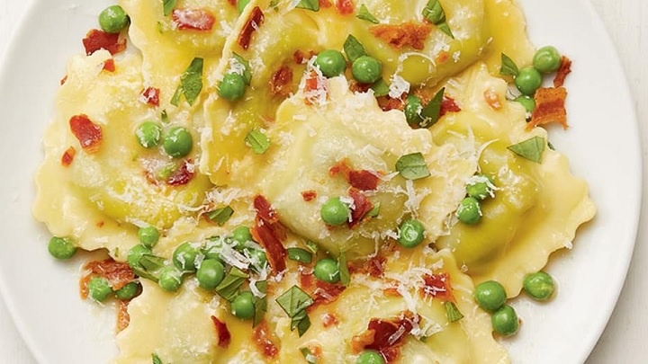 مراحل طرز تهیه راویولی نخود فرنگی مراحل طرز تهیه راویولی نخود فرنگی