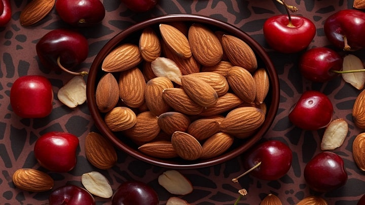 غذاهای مناسب برای افراد با مزاج صفراوی یا گرم و خشک