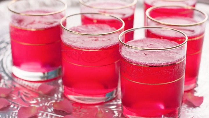 طرز تهیه شربت گل محمدی خشک طرز تهیه شربت گل محمدی خشک