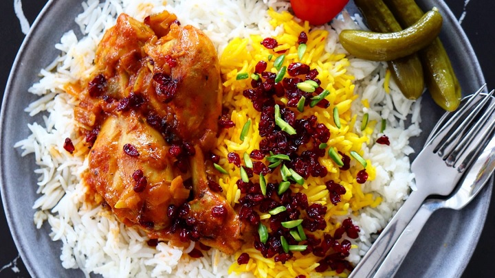 ترفندهای پخت زرشک پلو با مرغ مجلسی