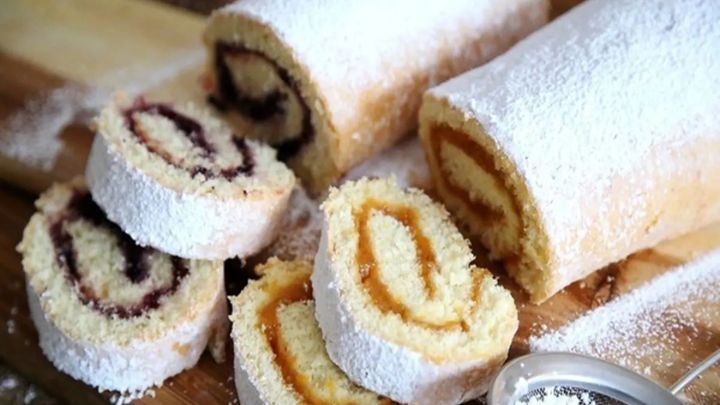 نکات و فوت و فنهای تهیه رولت زردآلو و پرتقال نکات و فوت و فنهای تهیه رولت زردآلو و پرتقال