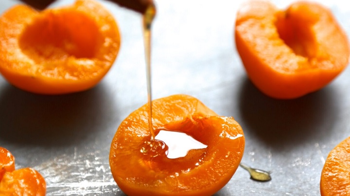 نکات و فوت و فن‌های تهیه زردآلوی پخته با عسل