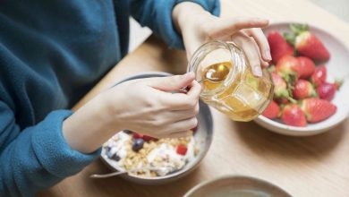 فواید خوردن عسل در صبحانه و ناشتا