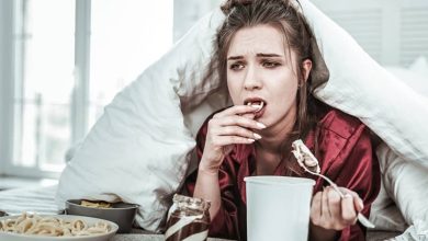 17 دلیل گرسنگی بیش از حد زنان چیست؟