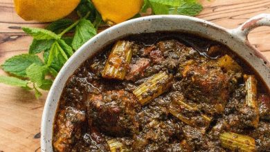 با این ترفندها خورش کرفس جا افتاده و غلیظ درست کن!