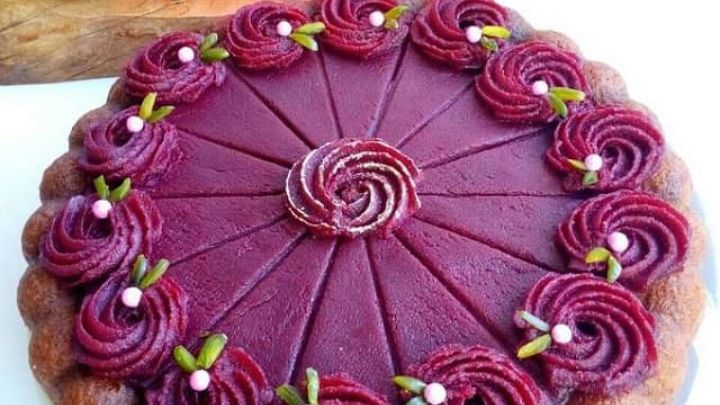 مراحل تهیه حلوا آلبالو ساده مراحل تهیه حلوا آلبالو ساده