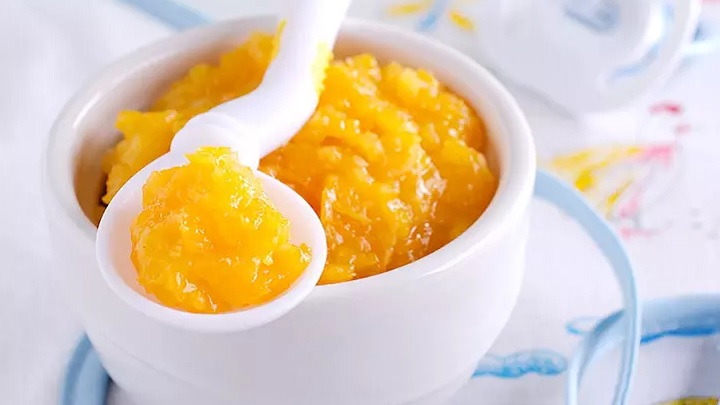 مراحل تهیه پوره مرغ و برنج با زردآلو مراحل تهیه پوره مرغ و برنج با زردآلو