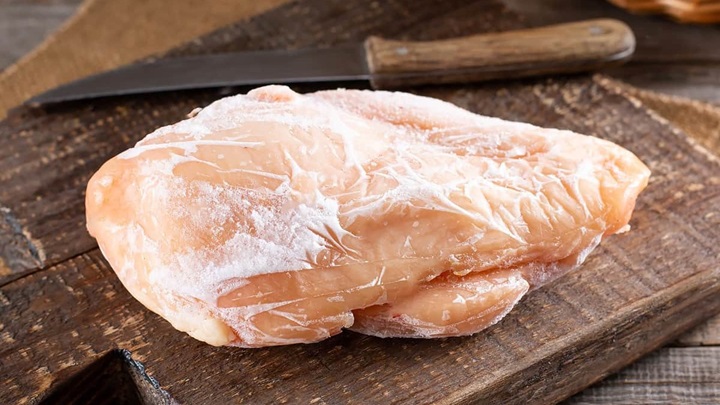 جدا کردن استخوان از مرغ جدا کردن استخوان از مرغ