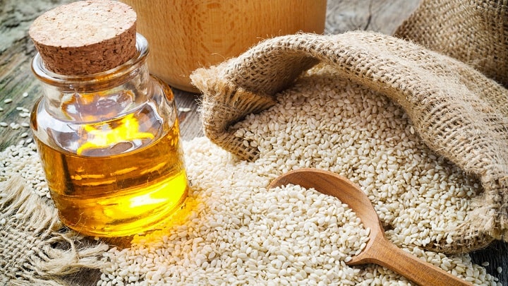 مقایسه روغن زیتون و روغن کنجد از نظر طعم، بو و... مقایسه روغن زیتون و روغن کنجد از نظر طعم، بو و...