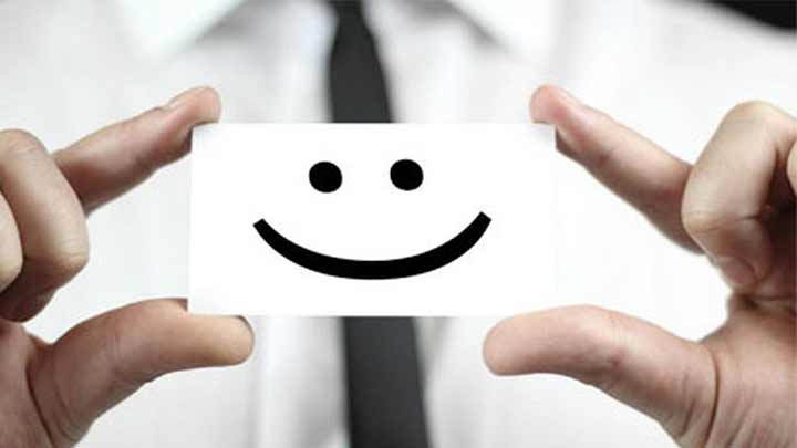 رهایی از اضطراب در 5 دقیقه با لبخند زدن