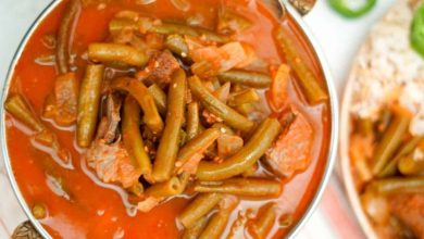 طرز تهیه خورش لوبیا سبز با غوره به روش گیلانی