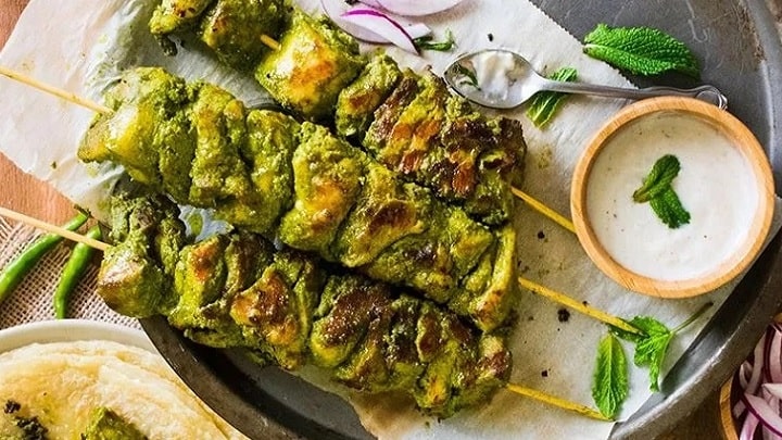 نکات و فوت و فنهای تهیه جوجه کباب سبز نکات و فوت و فنهای تهیه جوجه کباب سبز