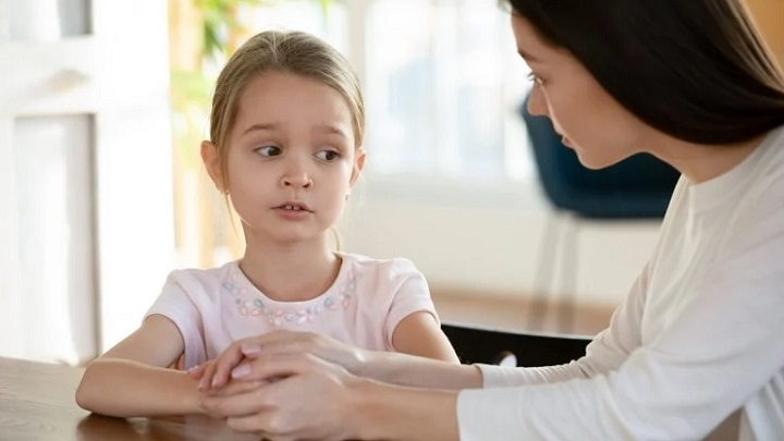 چگونه با دروغ‌های کودکمان برخورد کنیم؟