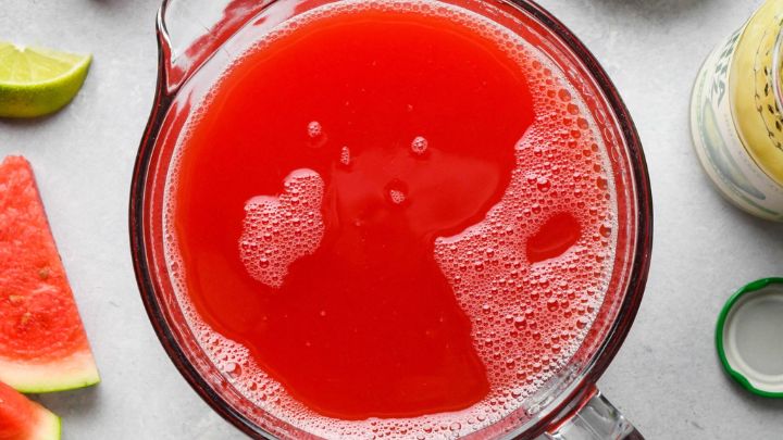 نکات و فوت و فن‌های تهیه لیموناد توت فرنگی و هندوانه