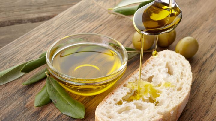 استفاده از روغن زیتون در انواع غذاها استفاده از روغن زیتون در انواع غذاها