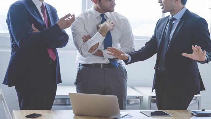 چگونه در همه بحثها برنده باشیم؟ چگونه در همه بحثها برنده باشیم؟