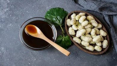 15 خواص شگفت انگیز شیره توت