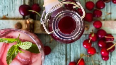 شربت آلبالو خیلی شیرین شده! چیکار کنم؟ 4 راهکار سریع