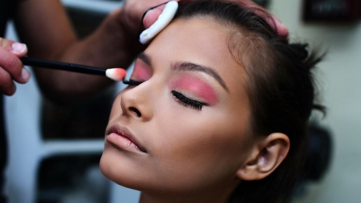 جلوگیری از خراب شدن آرایش در گرما