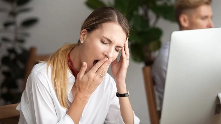 نشانه کمبود ویتامین B12 در بدن