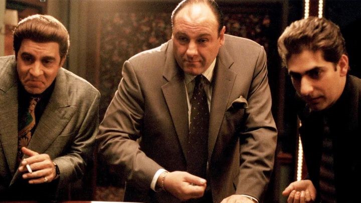 3) خانواده سوپرانو (The Sopranos)
