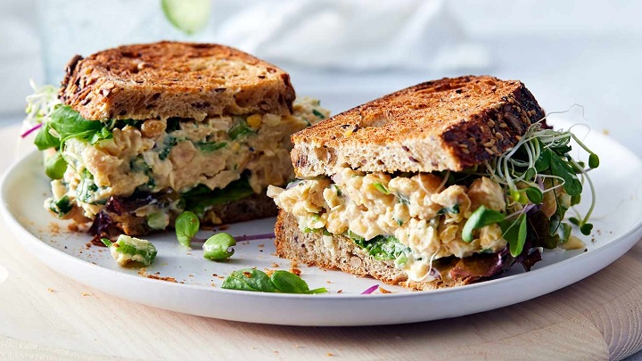 طرز تهیه ساندویچ رژیمی مرغ و ماست طرز تهیه ساندویچ رژیمی مرغ و ماست