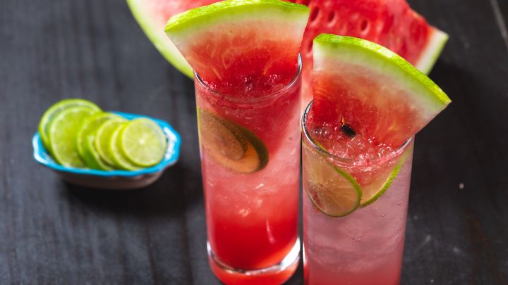 آب هندوانه با طعم و ترکیبات متنوع آب هندوانه با طعم و ترکیبات متنوع