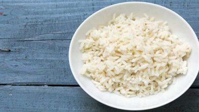 با این 6 ترفند برنج شفته و خمیر شده را نجات دهید