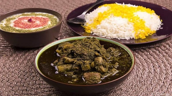 نکات انتخاب بهترین چاشنی برای خورشت کرفس نکات انتخاب بهترین چاشنی برای خورشت کرفس