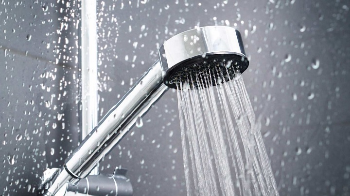 نکاتی که باید در مورد دوش گرفتن با آب سرد بدانید