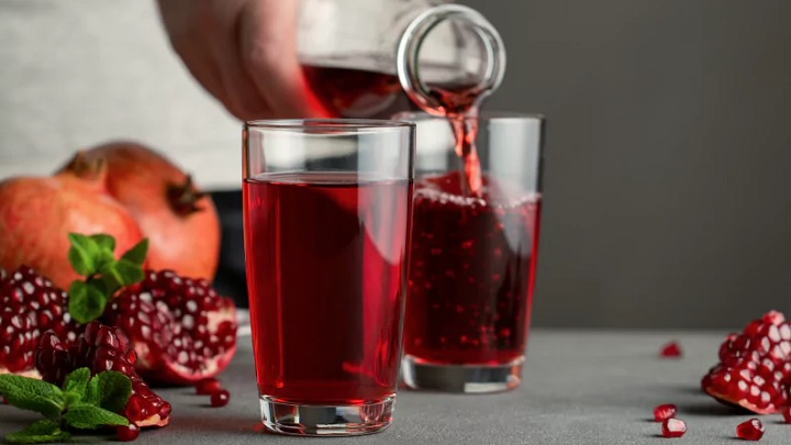 آب انار برای دفع سنگ کلیه  آب انار برای دفع سنگ کلیه