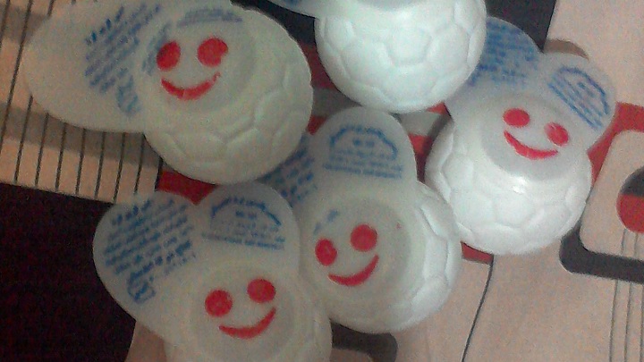 بستنی زی زی گولو از انواع خوراکی‌ های نوستالژی