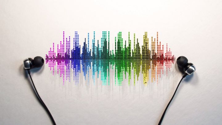 1) به موسیقی آرامش بخش گوش کنید