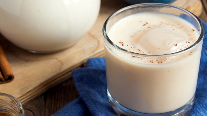 نکات و فوت و فن‌های طرز تهیه شیر تخمه خربزه با دارچین