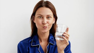 بعد از مسواک زدن، دهان خود را فورا نشویید!