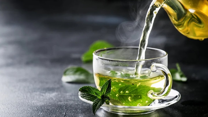 گیاهی که میتواند عرق زیر بغل را از بین ببرد گیاهی که میتواند عرق زیر بغل را از بین ببرد