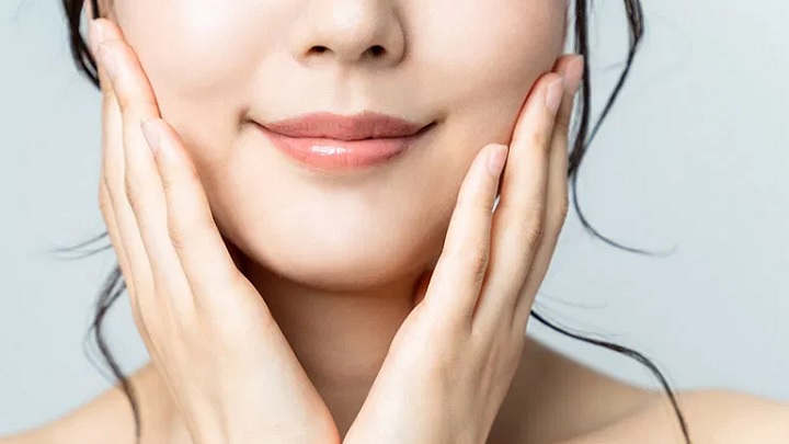 ماسک زردآلو، گوجه فرنگی و توت فرنگی برای پوست بدون لک و بدون چین و چروک