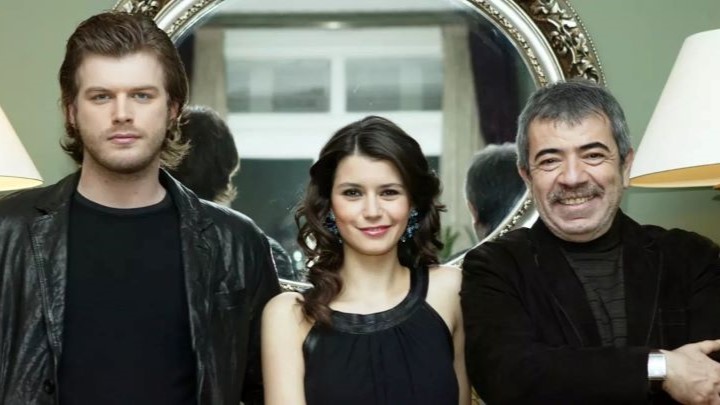 عشق ممنوع (Aşk-ı Memnu) عشق ممنوع (Aşk-ı Memnu)