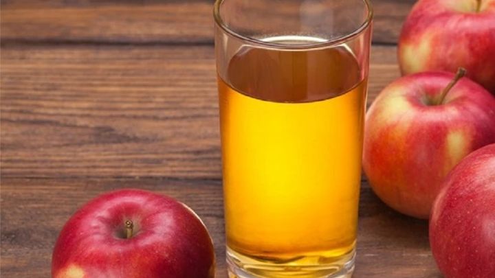 آب سیب و احساس سیری: آیا واقعاً مؤثر است؟ آب سیب و احساس سیری: آیا واقعاً مؤثر است؟