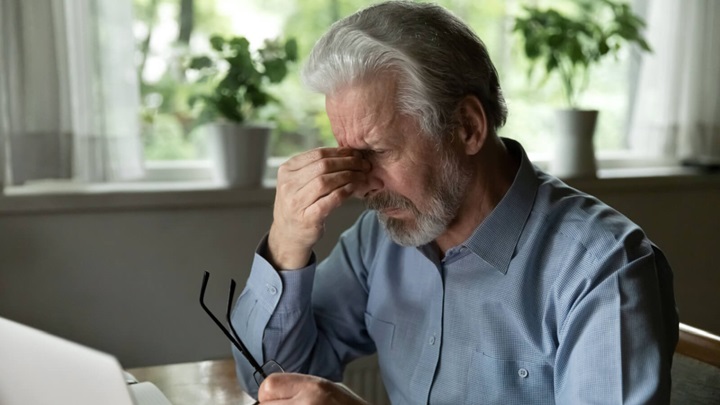 علل سرگیجه و سیاهی رفتن چشم‌ها