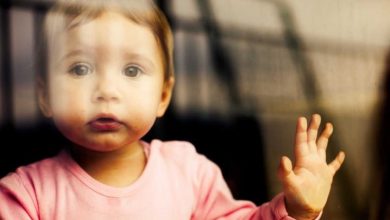 آیا نوزادان هم افسرده میشوند؟ علائم افسردگی در نوزادان